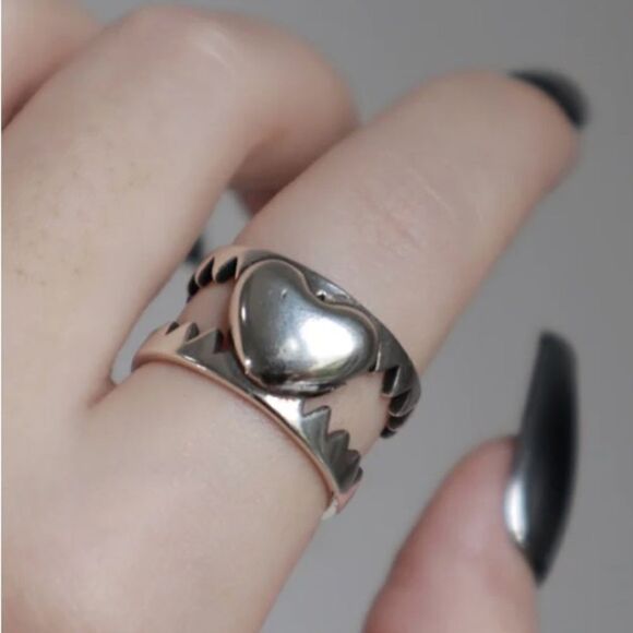 The Jagged Heart statement ring  adjustable in 925 - Picture 4 of 12